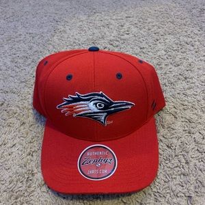 Metropolitan State University hat